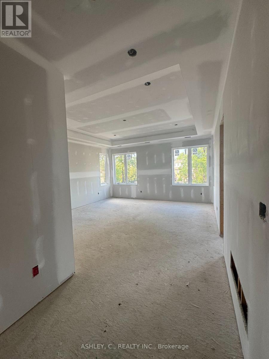 2574 Sharon Crescent, Mississauga (Erindale), Ontario  L5C 1Y8 - Photo 8 - W12428984