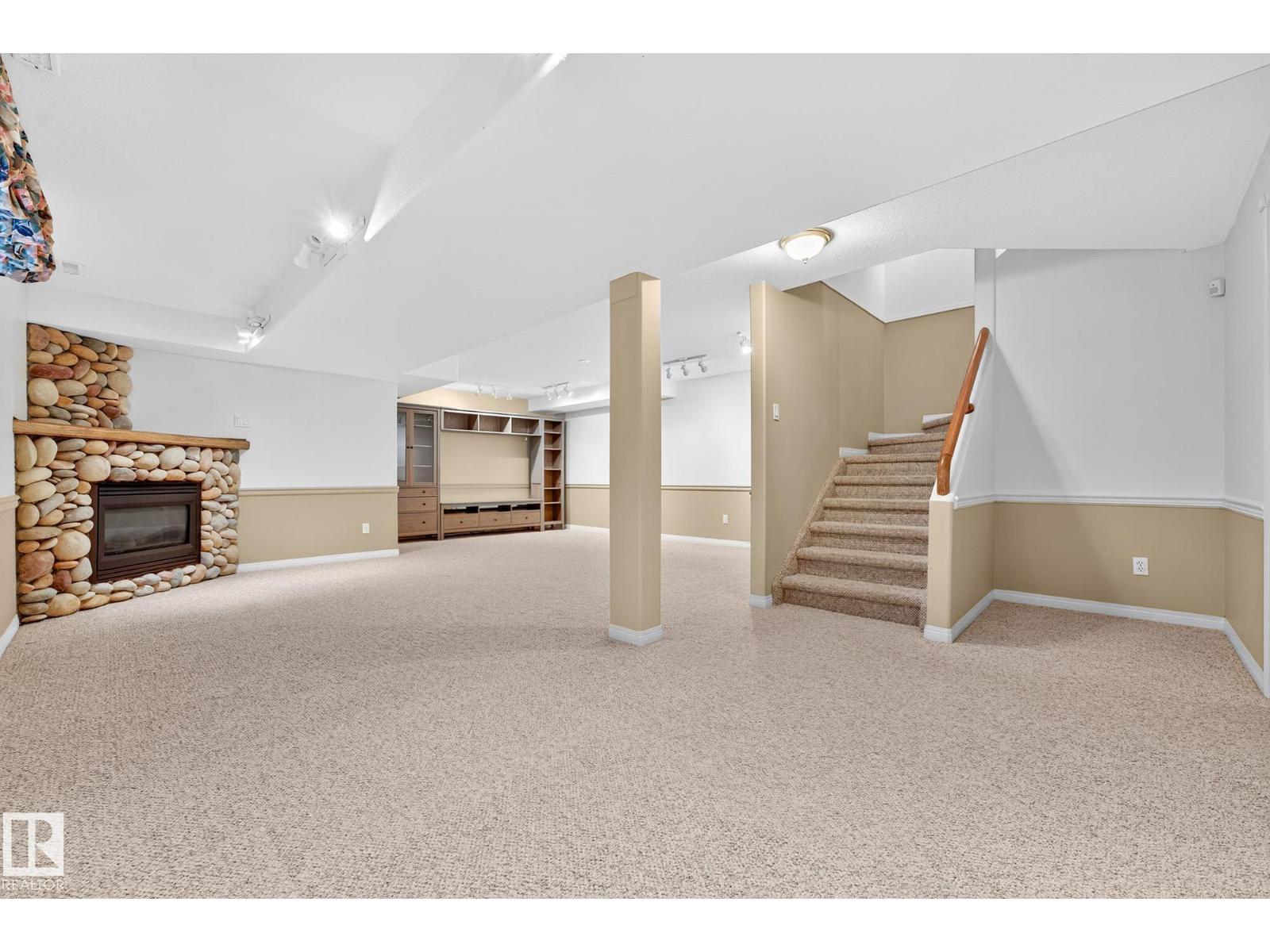 1085 Carter Crest Rd Nw, Edmonton, Alberta  T6R 2N2 - Photo 32 - E4460668