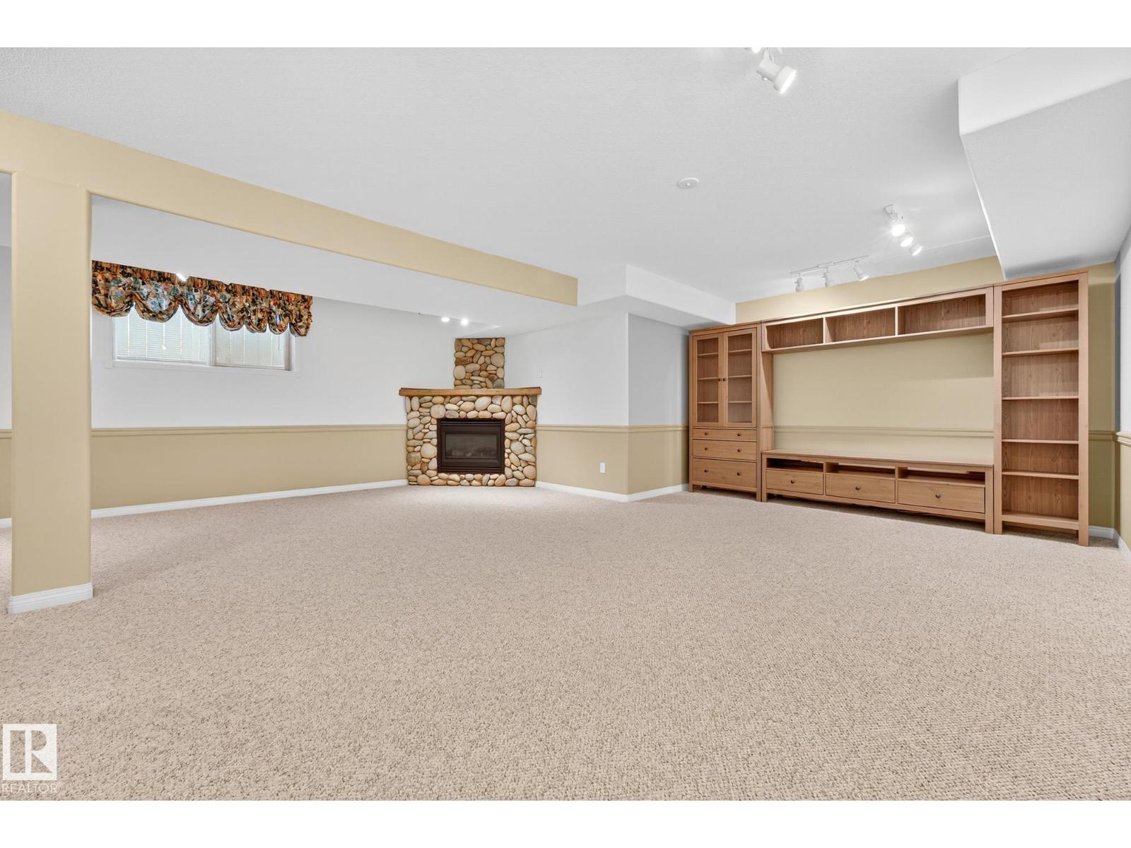 1085 Carter Crest Rd Nw, Edmonton, Alberta  T6R 2N2 - Photo 34 - E4460668