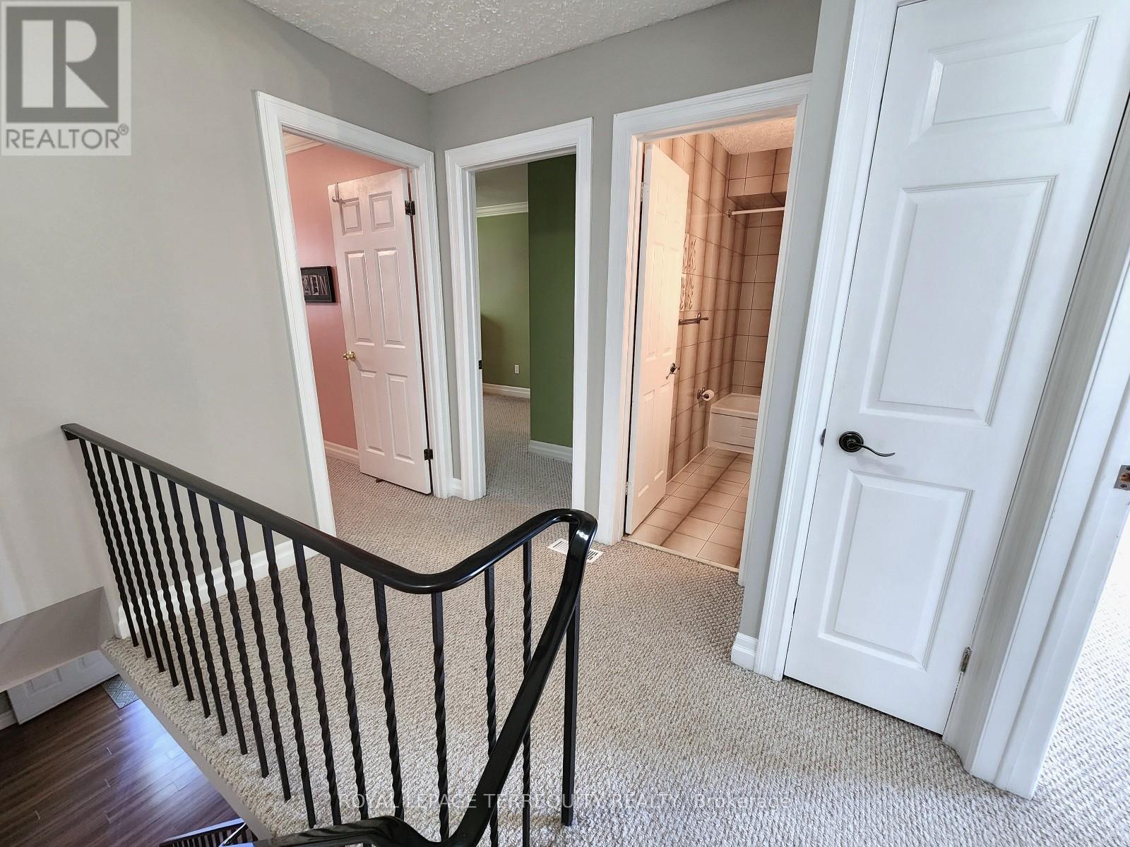 65 - 703 Burnhamthorpe Road, Toronto, Ontario  M9C 2Z6 - Photo 15 - W12443162