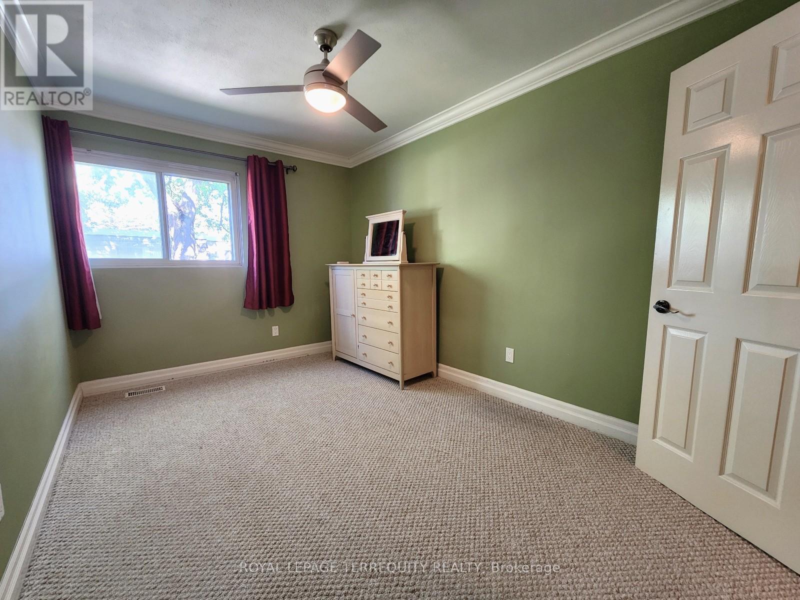 65 - 703 Burnhamthorpe Road, Toronto, Ontario  M9C 2Z6 - Photo 17 - W12443162