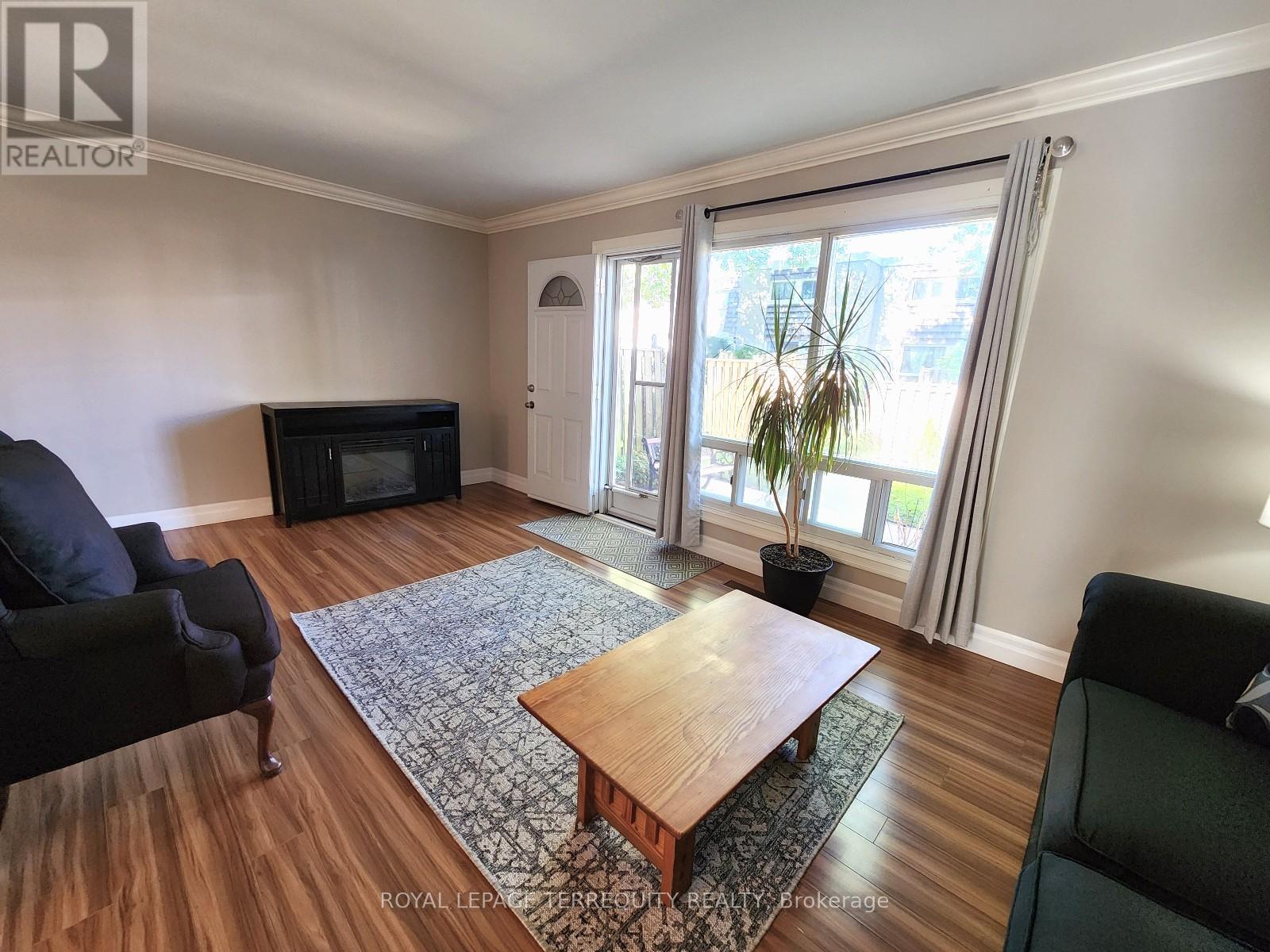 65 - 703 Burnhamthorpe Road, Toronto, Ontario  M9C 2Z6 - Photo 6 - W12443162