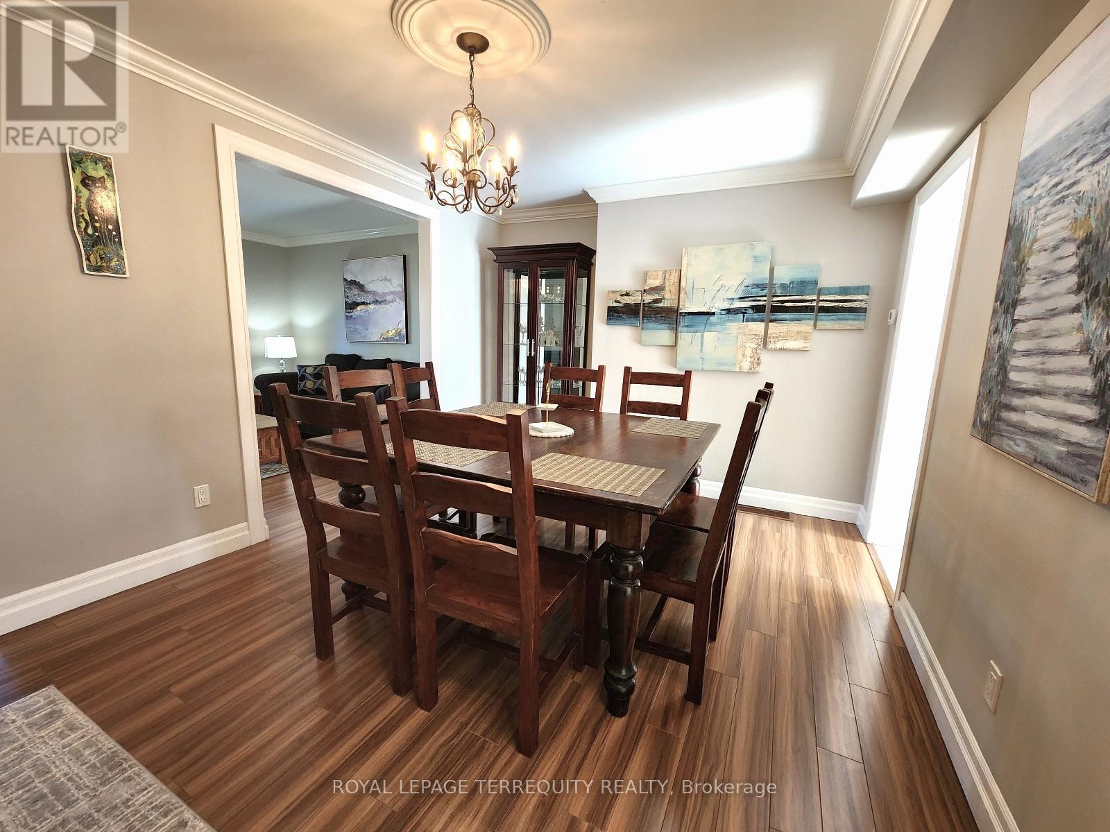 65 - 703 Burnhamthorpe Road, Toronto, Ontario  M9C 2Z6 - Photo 7 - W12443162