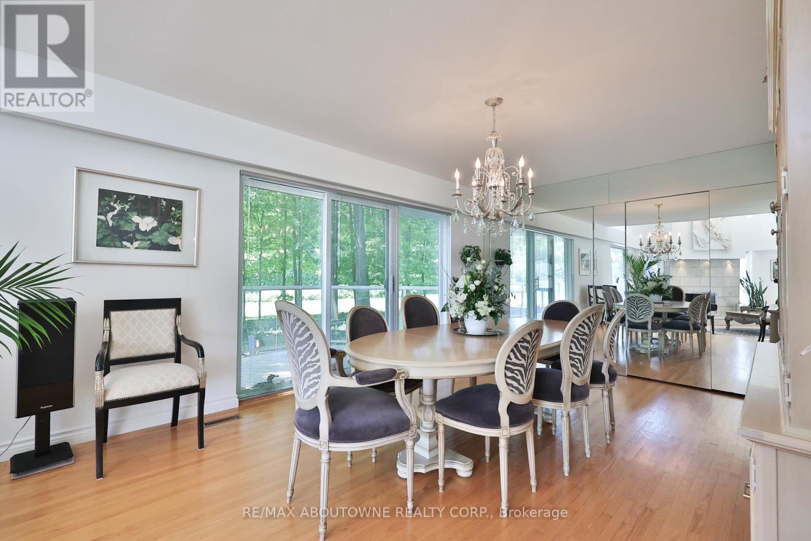 1270 1 Side Road, Burlington, Ontario  L7P 0R9 - Photo 11 - W12443193