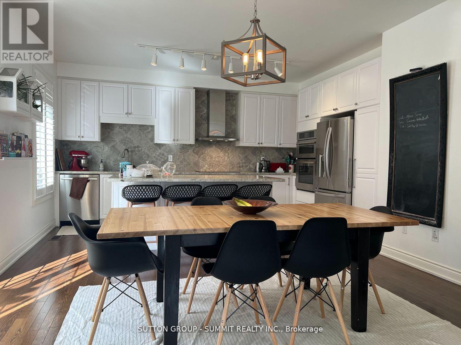 5456 Oscar Peterson Boulevard, Mississauga (Churchill Meadows), Ontario  L5M 0W2 - Photo 7 - W12443195
