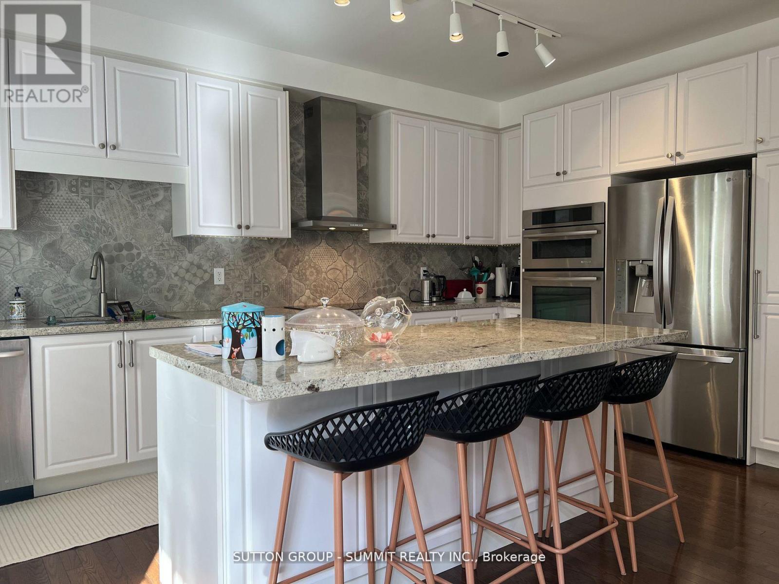 5456 Oscar Peterson Boulevard, Mississauga (Churchill Meadows), Ontario  L5M 0W2 - Photo 9 - W12443195
