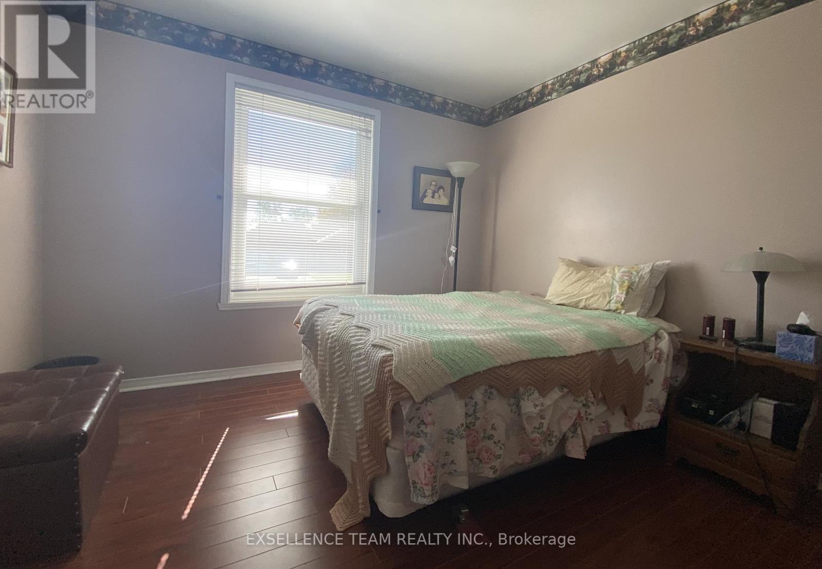 89 St Lawrence Street, South Stormont, Ontario  K0C 1M0 - Photo 8 - X12443267