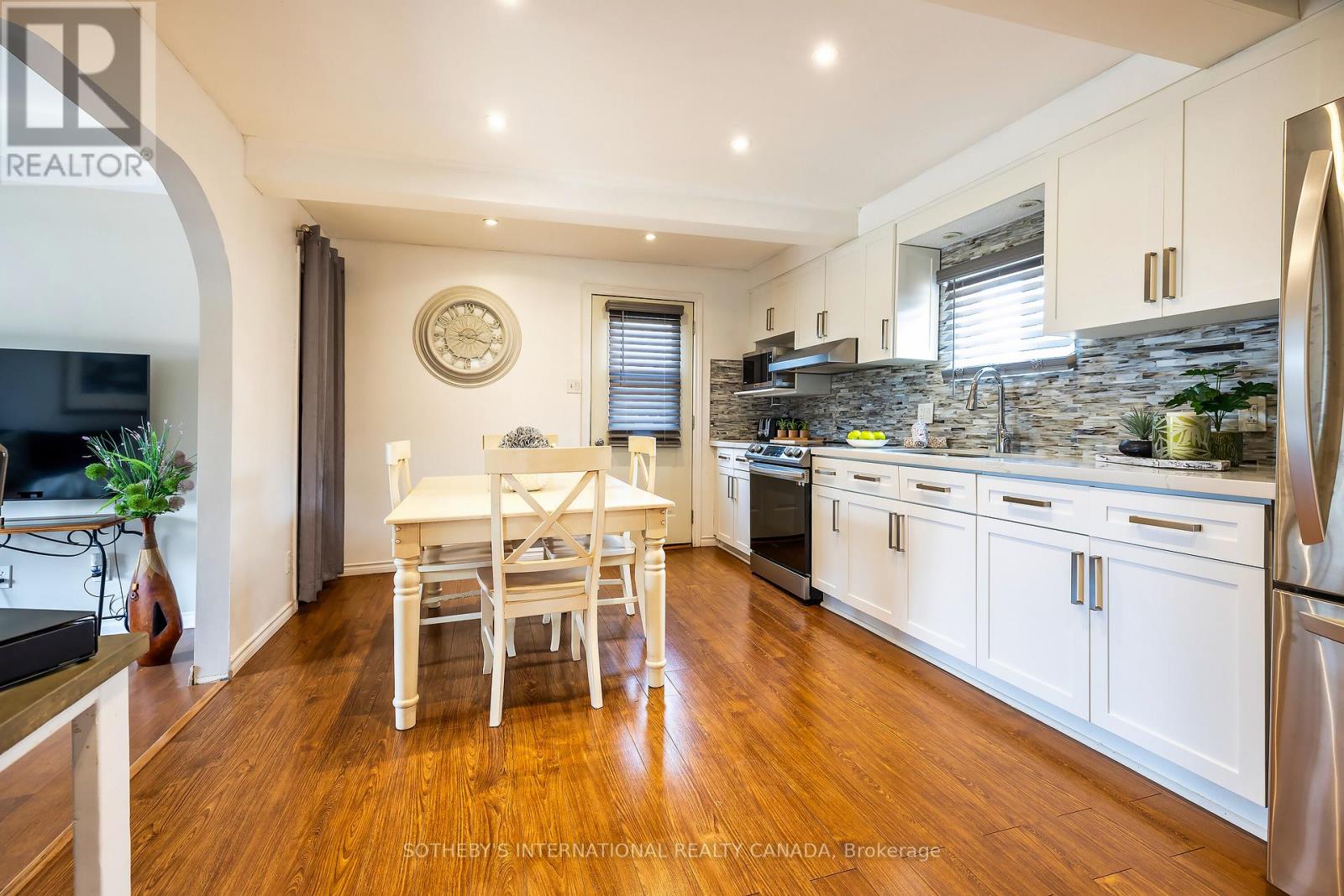 42 Pavillion Road, Kawartha Lakes (Verulam), Ontario  K0M 1L0 - Photo 12 - X12442445