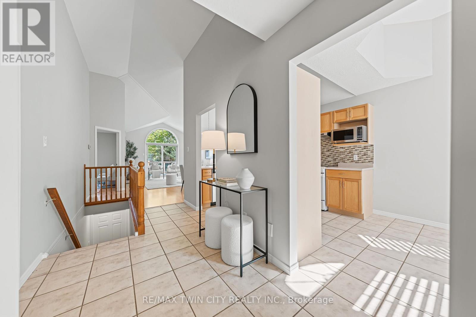 432 Sandbanks Crescent, Waterloo, Ontario  N2V 2J1 - Photo 25 - X12443137