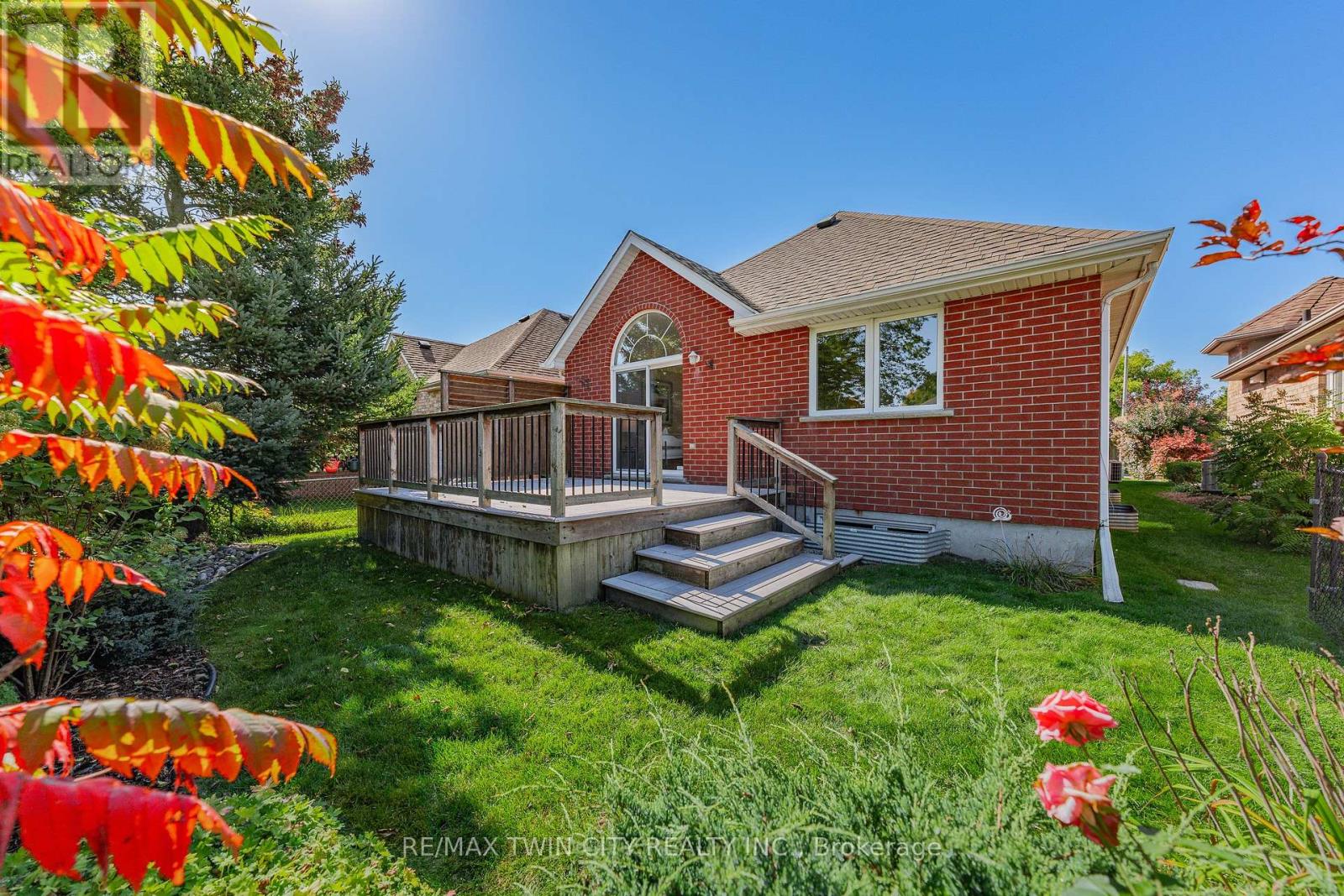 432 Sandbanks Crescent, Waterloo, Ontario  N2V 2J1 - Photo 36 - X12443137
