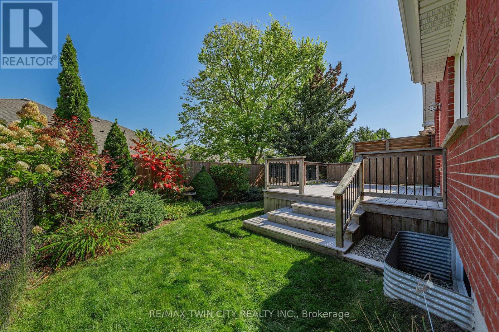 432 Sandbanks Crescent, Waterloo, Ontario  N2V 2J1 - Photo 37 - X12443137