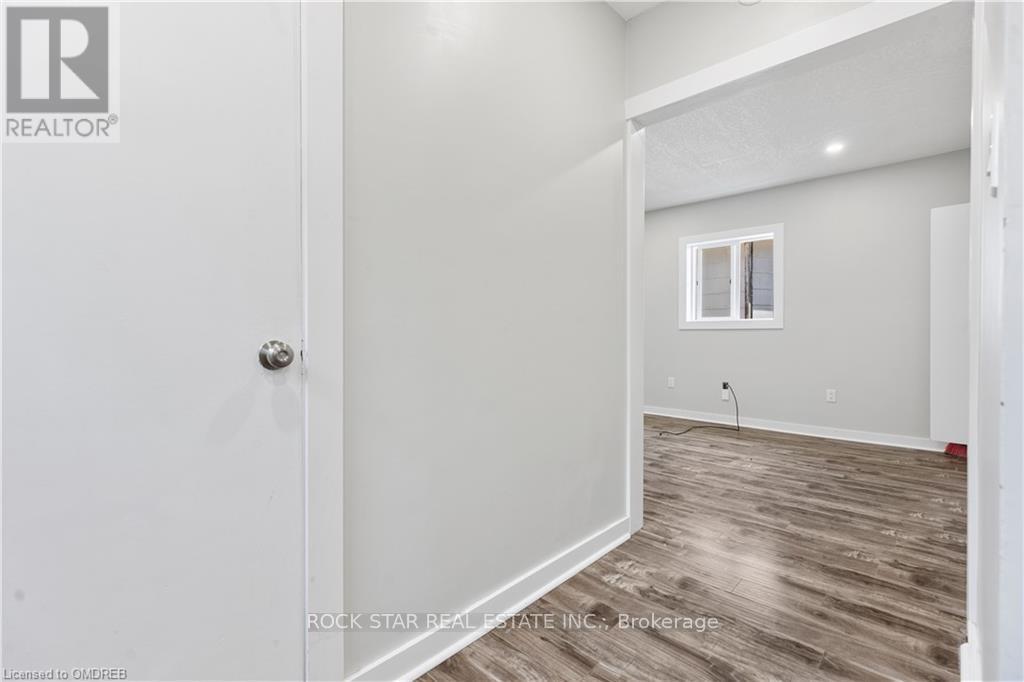 235 Hamilton Road, London East, Ontario  N5Z 1P9 - Photo 17 - X12443160