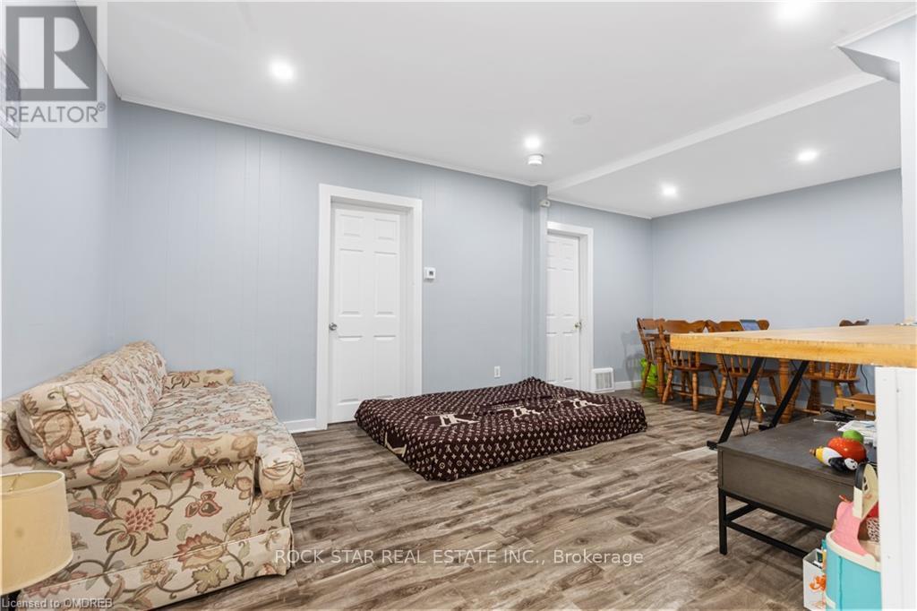235 Hamilton Road, London East, Ontario  N5Z 1P9 - Photo 5 - X12443160