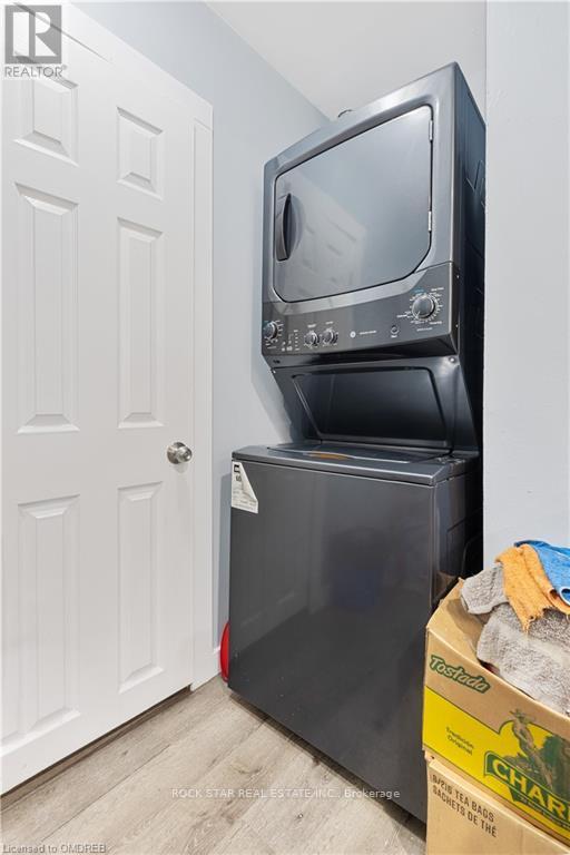235 Hamilton Road, London East, Ontario  N5Z 1P9 - Photo 8 - X12443160