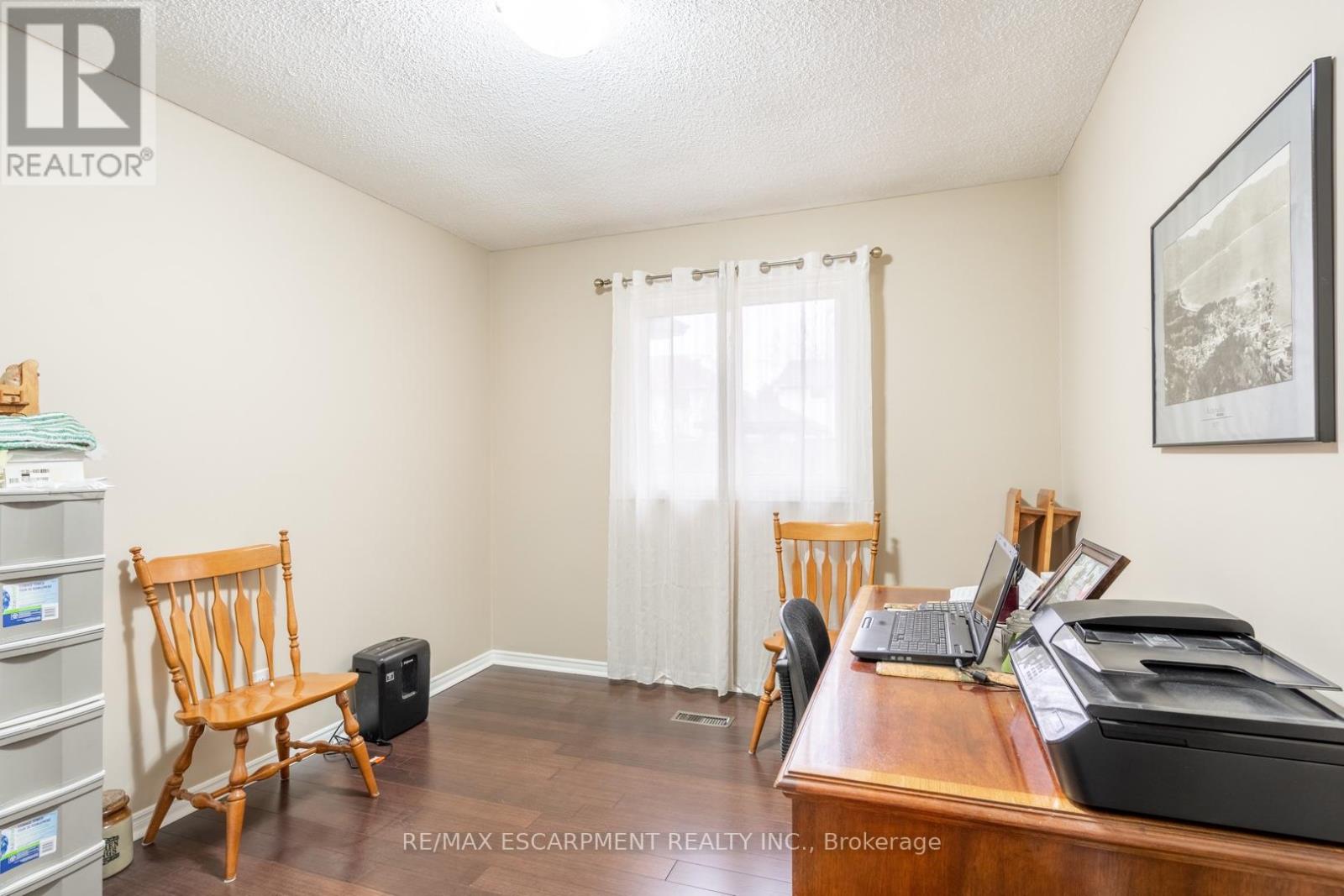 375 Melanie Crescent, Hamilton, Ontario  L9G 4B1 - Photo 16 - X12443169