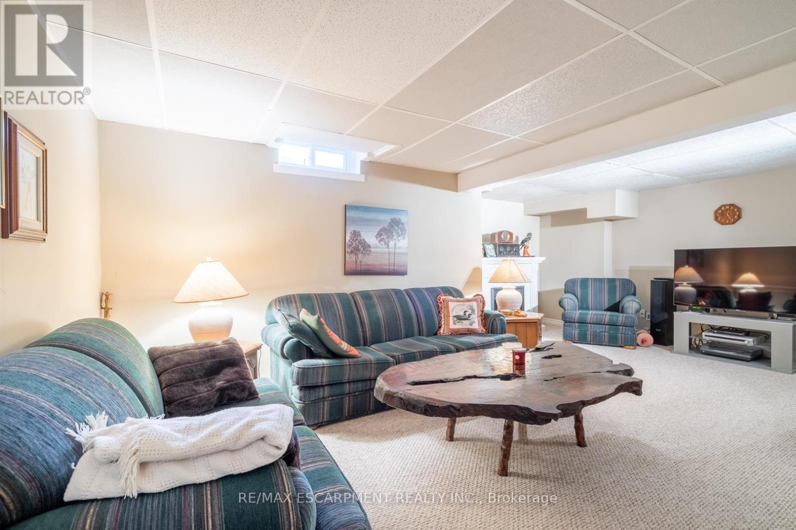 375 Melanie Crescent, Hamilton, Ontario  L9G 4B1 - Photo 19 - X12443169