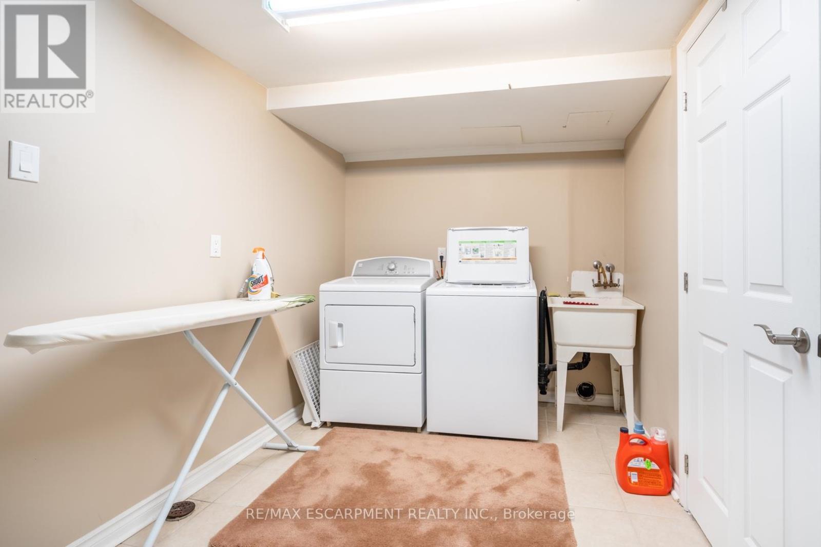 375 Melanie Crescent, Hamilton, Ontario  L9G 4B1 - Photo 20 - X12443169