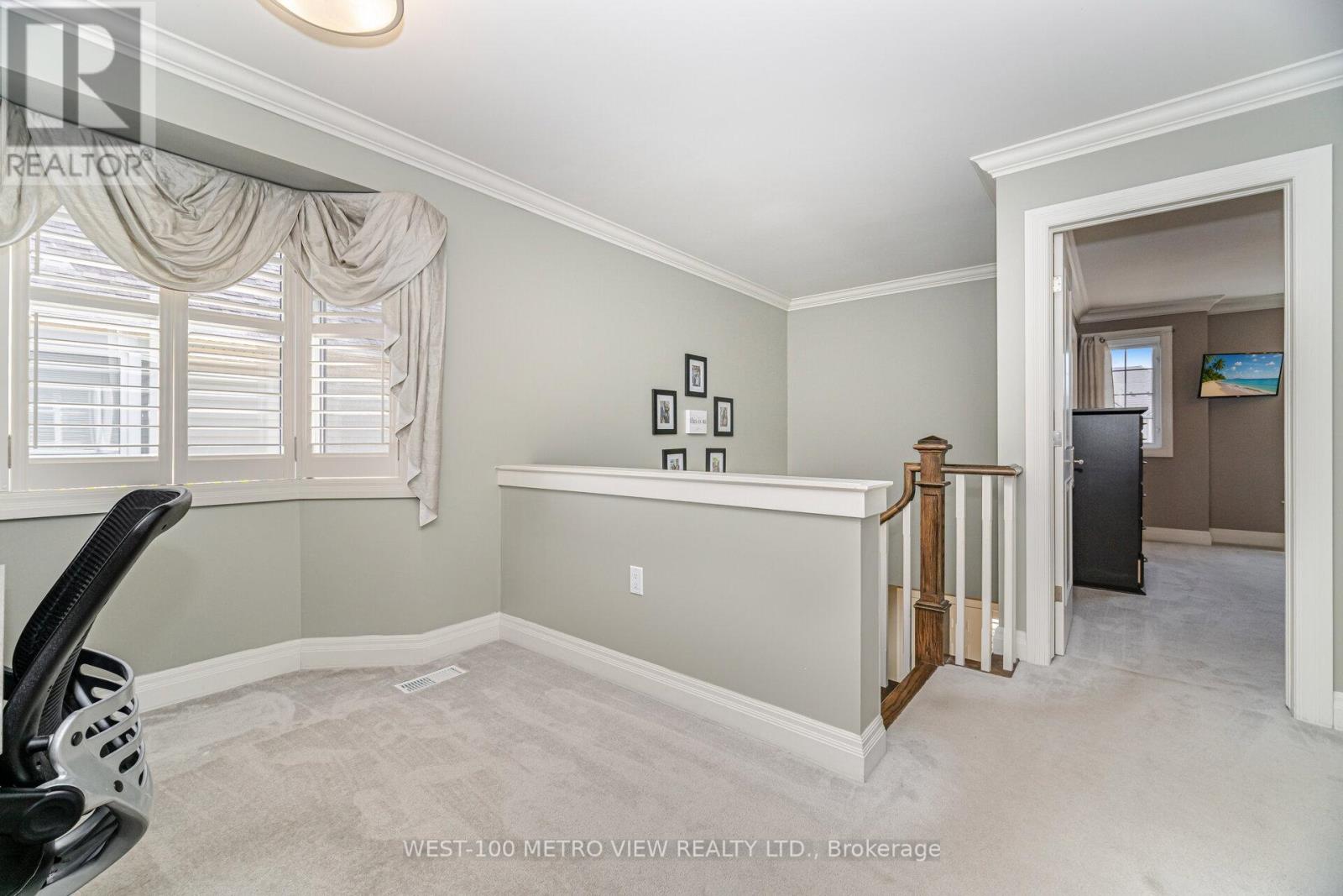 11 Brooking Court, Hamilton, Ontario  L9G 0A6 - Photo 16 - X12443187