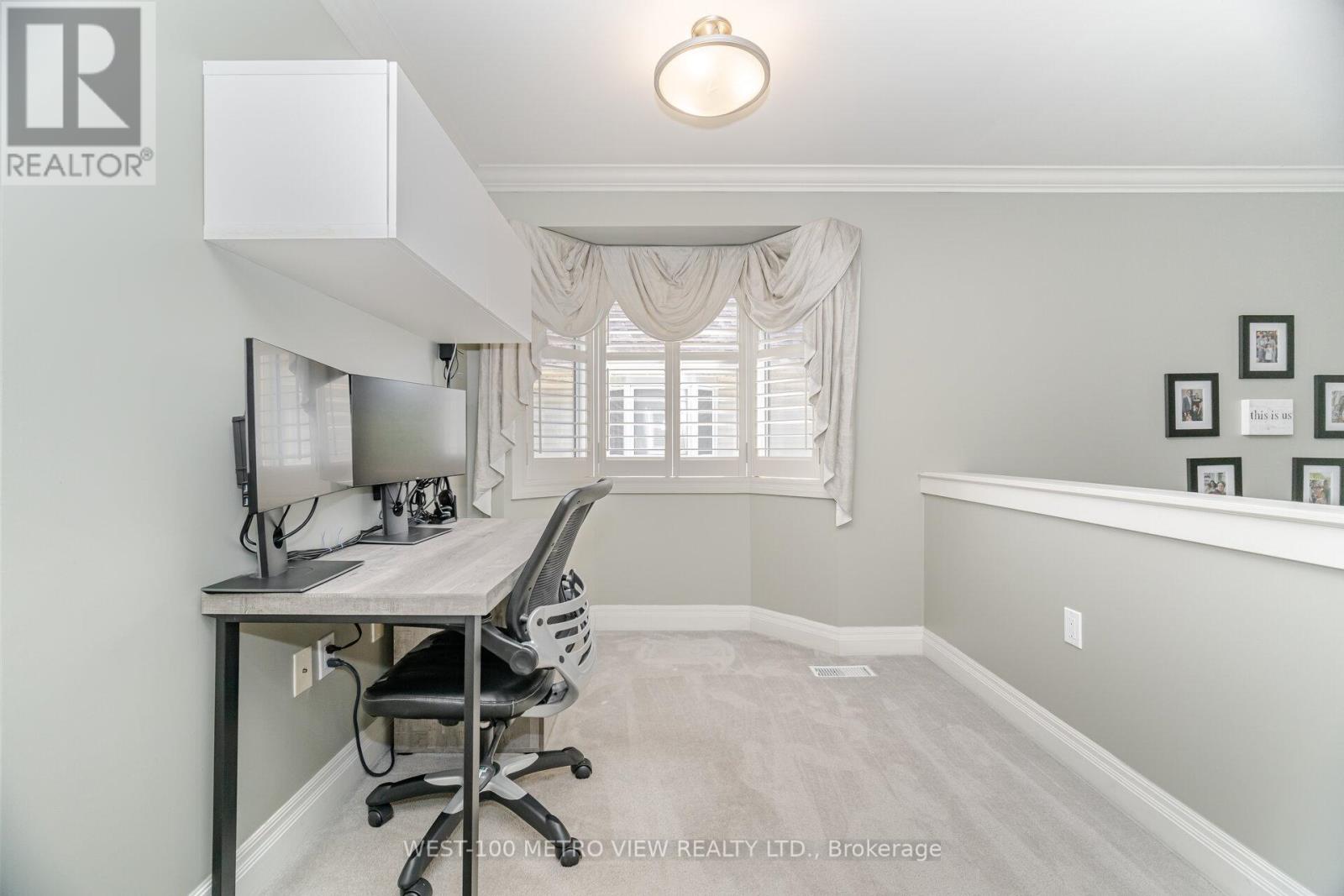 11 Brooking Court, Hamilton, Ontario  L9G 0A6 - Photo 17 - X12443187
