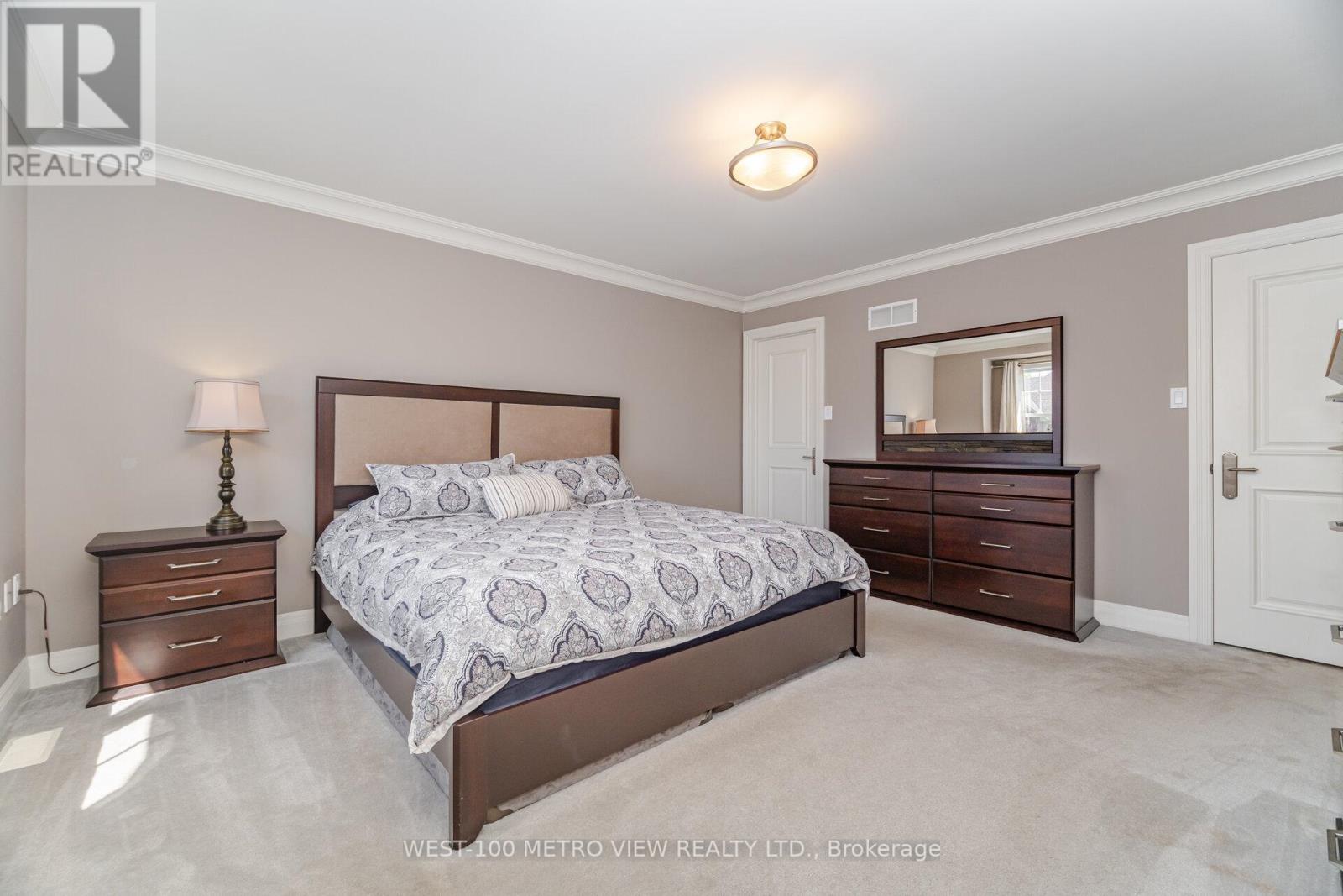 11 Brooking Court, Hamilton, Ontario  L9G 0A6 - Photo 20 - X12443187