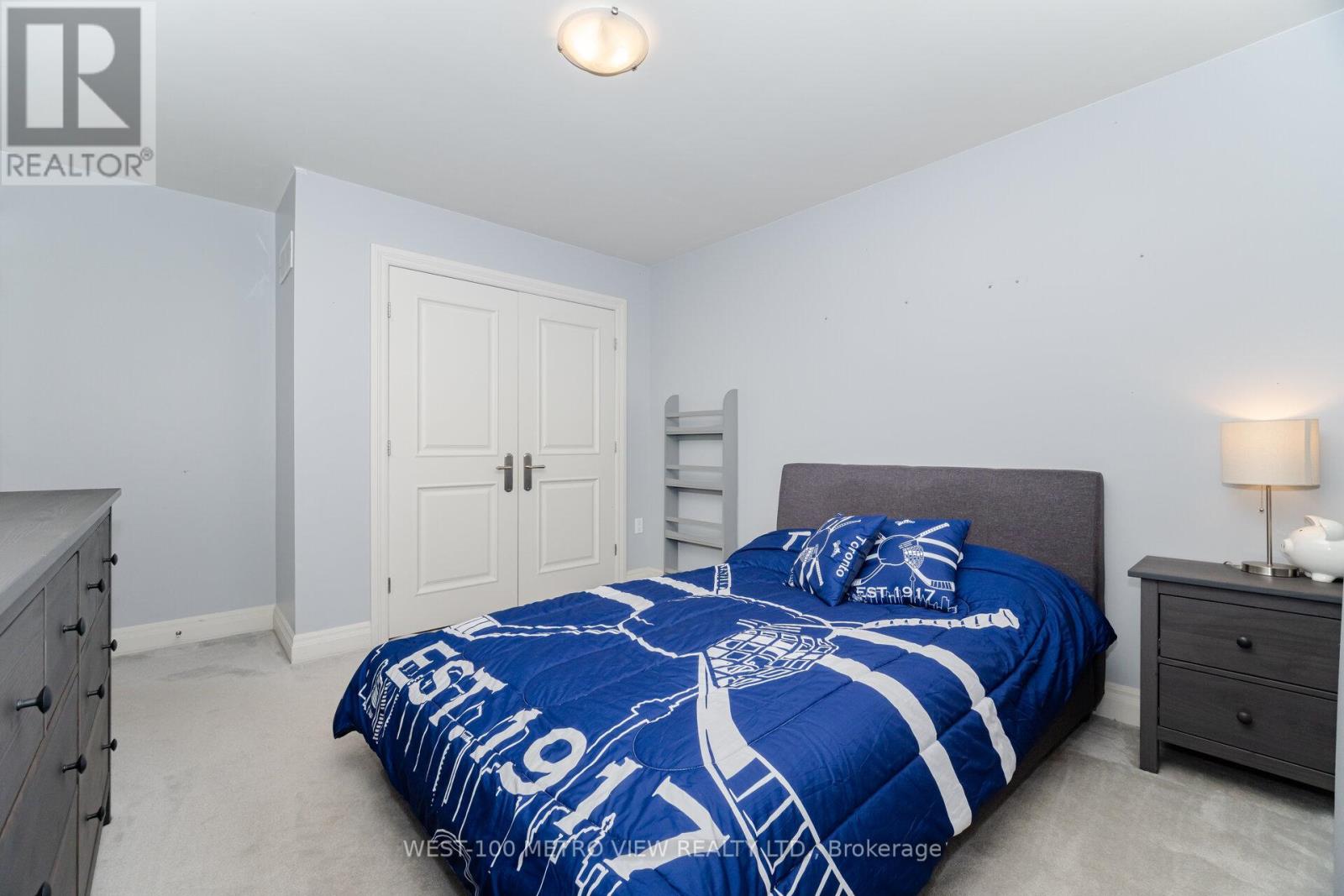 11 Brooking Court, Hamilton, Ontario  L9G 0A6 - Photo 25 - X12443187