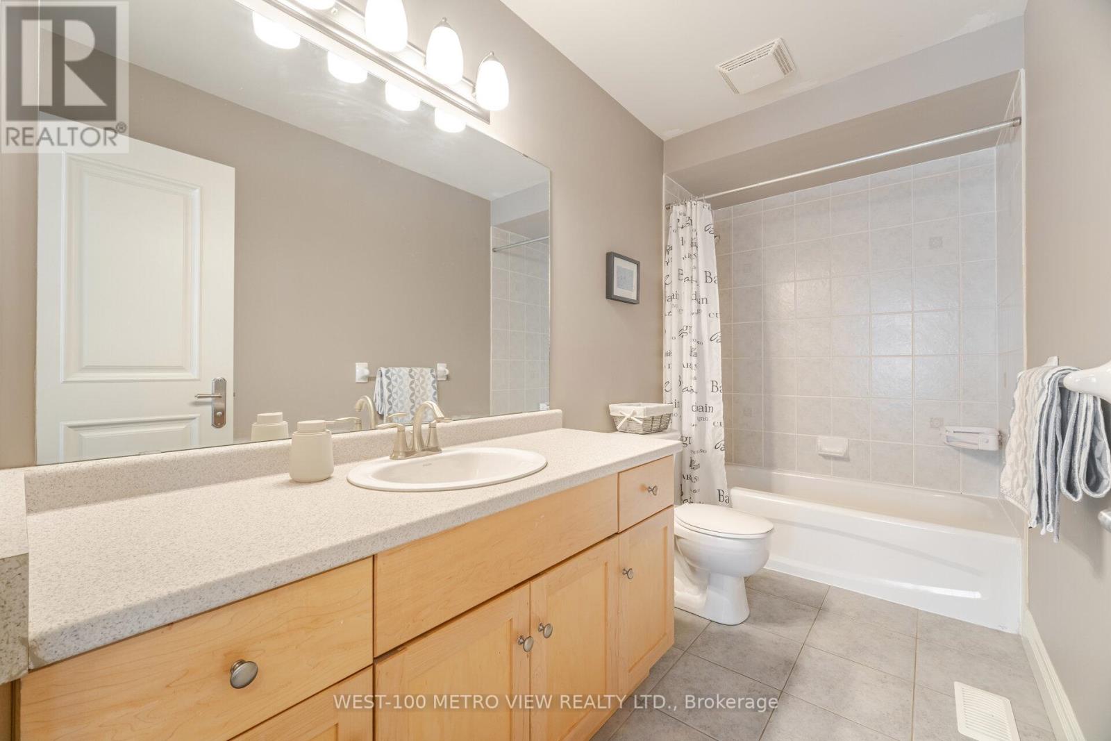 11 Brooking Court, Hamilton, Ontario  L9G 0A6 - Photo 28 - X12443187