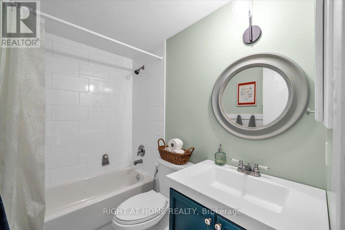 64 Macintyre Lane, Ajax, Ontario  L1T 3X3 - Photo 21 - E12265399