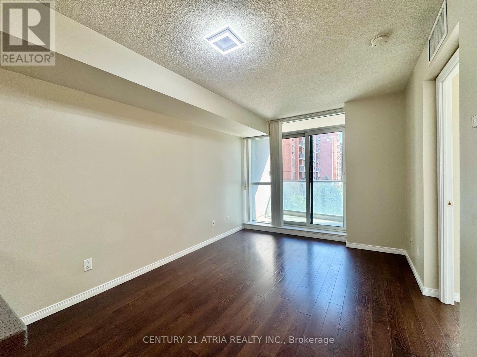 601 - 30 Harrison Garden Boulevard, Toronto, Ontario  M2N 7A9 - Photo 11 - C12436880