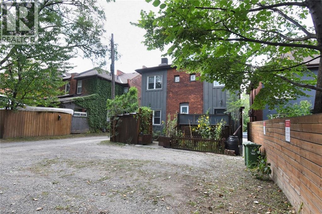 217 N Caroline Street S, Hamilton, Ontario  L8P 3L5 - Photo 39 - 40770094