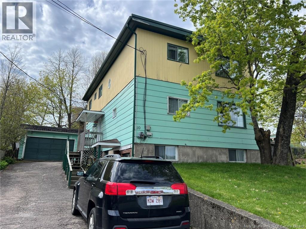 10 Newman Street, Saint John, New Brunswick  E2K 4H4 - Photo 2 - NB127764