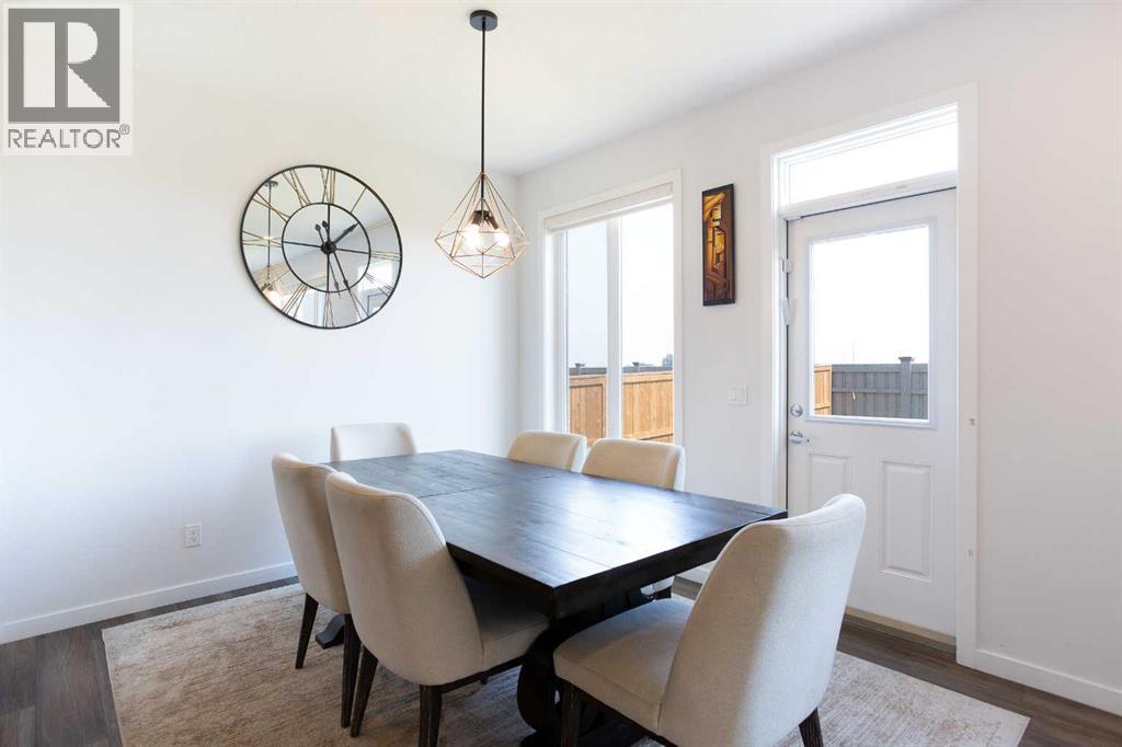 82 Magnolia Court Se, Calgary, Alberta  T3M 3M6 - Photo 6 - A2248748