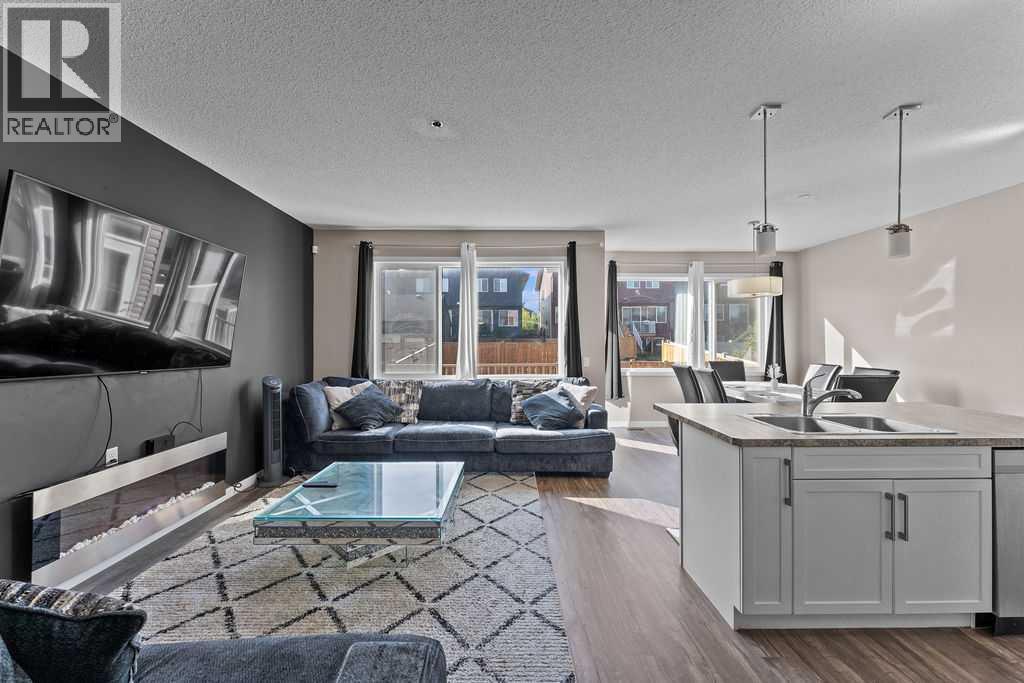 59 Howse Manor Ne, Calgary, Alberta  T3P 0X2 - Photo 5 - A2258790