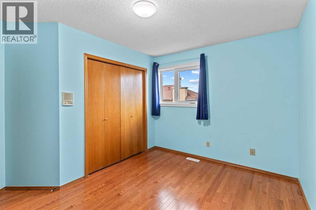 1024 Santana Road Nw, Calgary, Alberta  T3K 3M2 - Photo 33 - A2260607