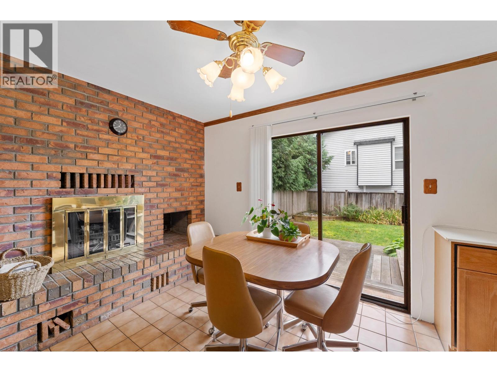 20460 Dale Drive, Maple Ridge, British Columbia  V2X 8V9 - Photo 11 - R3054639