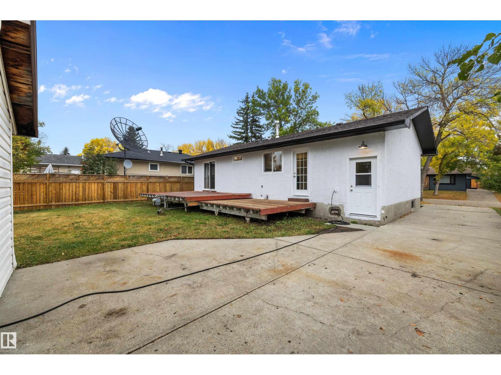 1032 Mony Penny Cr, Sherwood Park, Alberta  T8A 1C3 - Photo 37 - E4460673