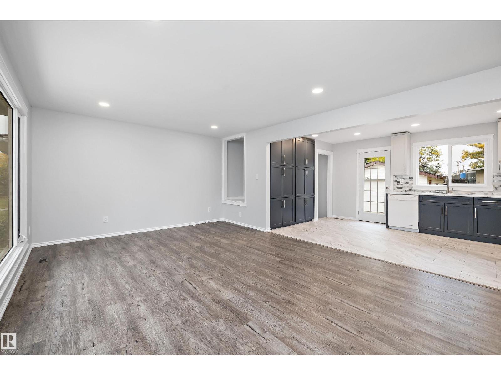 1032 Mony Penny Cr, Sherwood Park, Alberta  T8A 1C3 - Photo 4 - E4460673