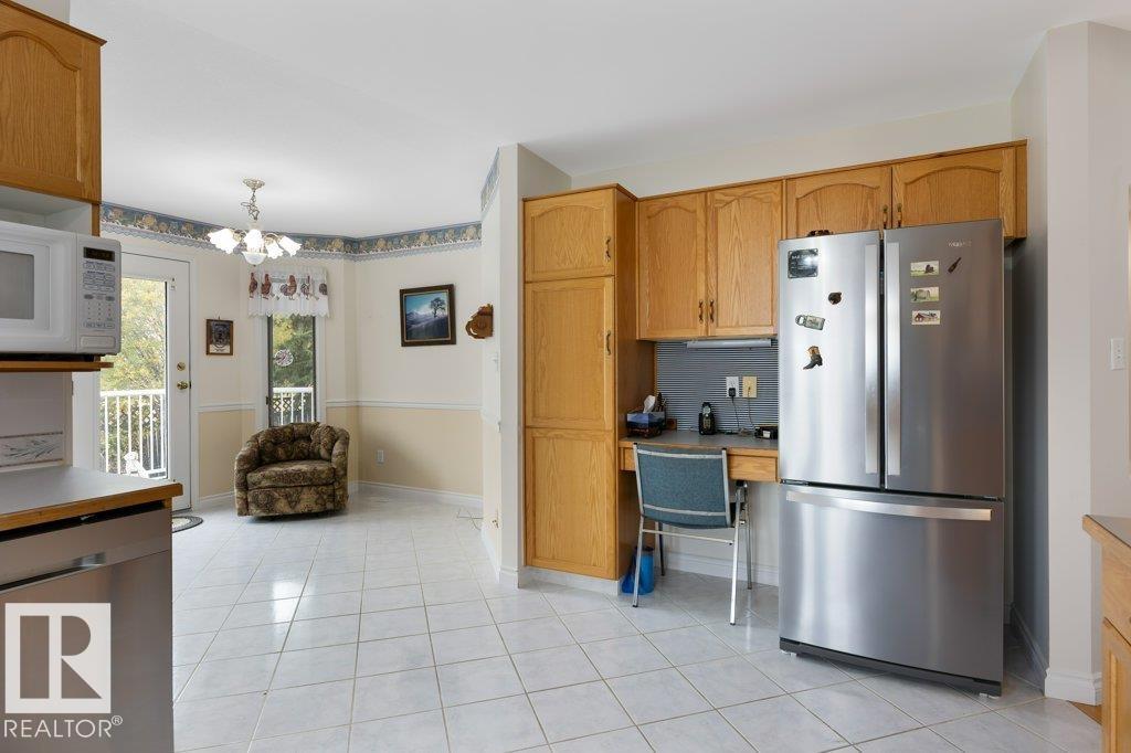 405 Grandin Dr, Morinville, Alberta  T8R 1J1 - Photo 13 - E4460675