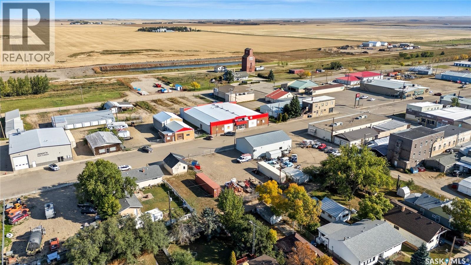 110 6th Avenue Nw, Gravelbourg, Saskatchewan  S0H 1X0 - Photo 14 - SK020039