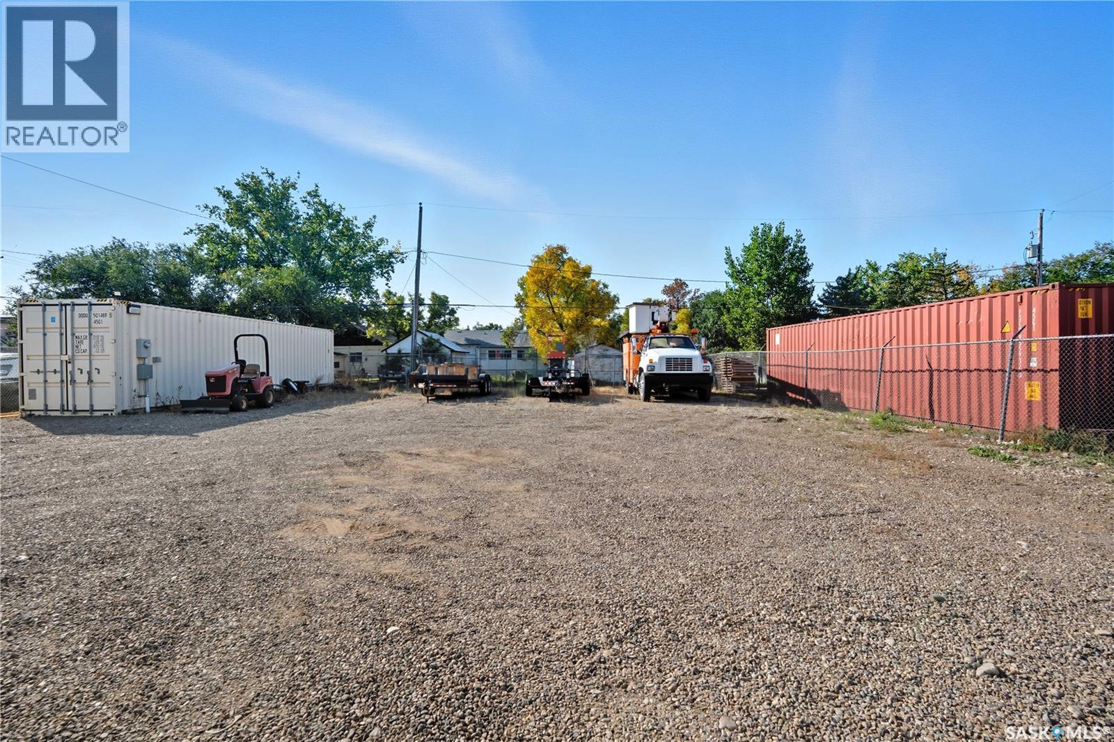 110 6th Avenue Nw, Gravelbourg, Saskatchewan  S0H 1X0 - Photo 19 - SK020039