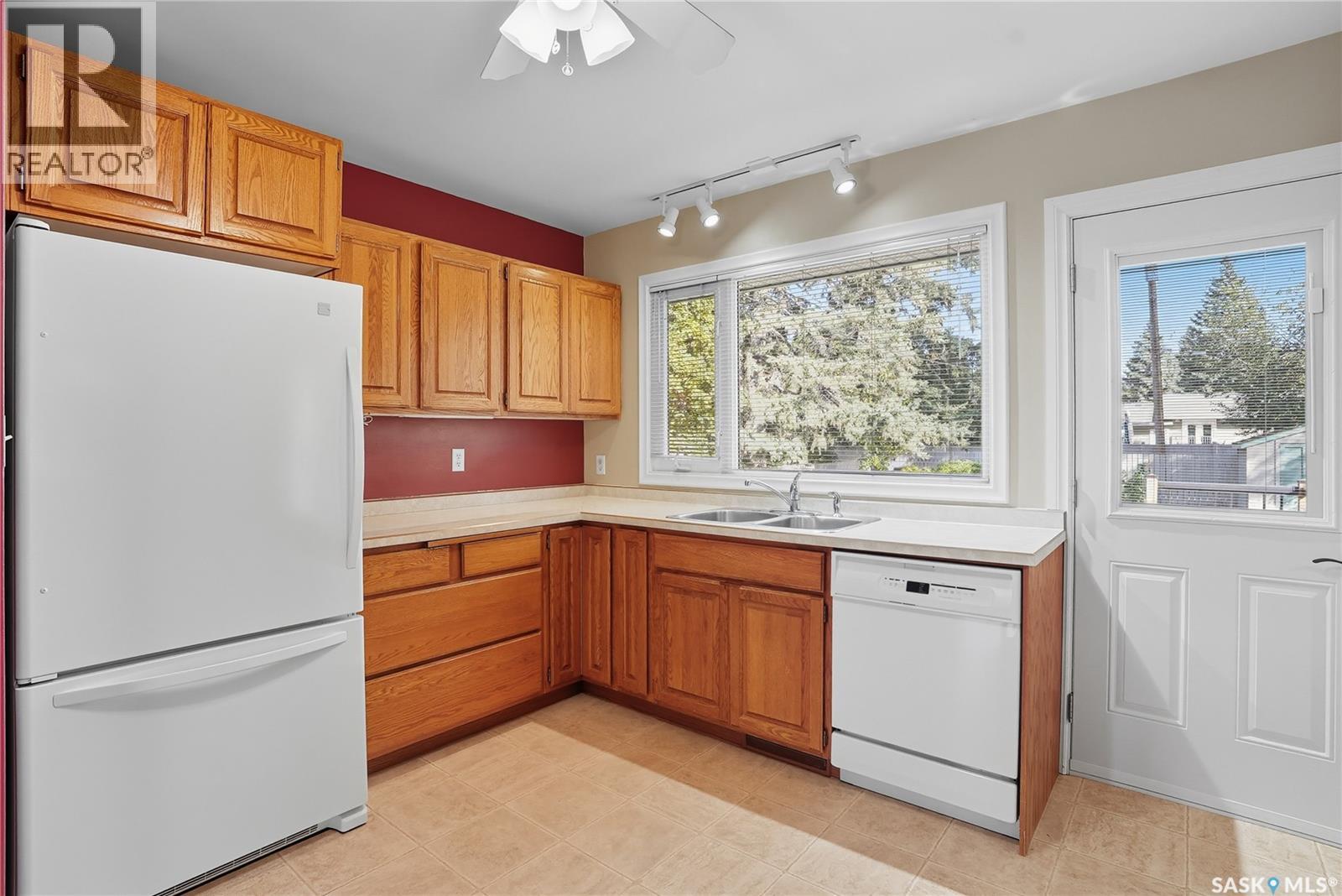 515 Garrison Crescent, Saskatoon, Saskatchewan  S7H 2Z9 - Photo 7 - SK019829