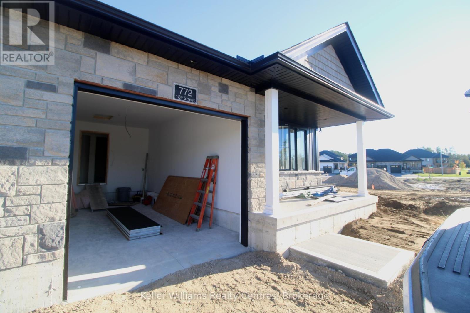 772 18TH STREET, Hanover, Ontario