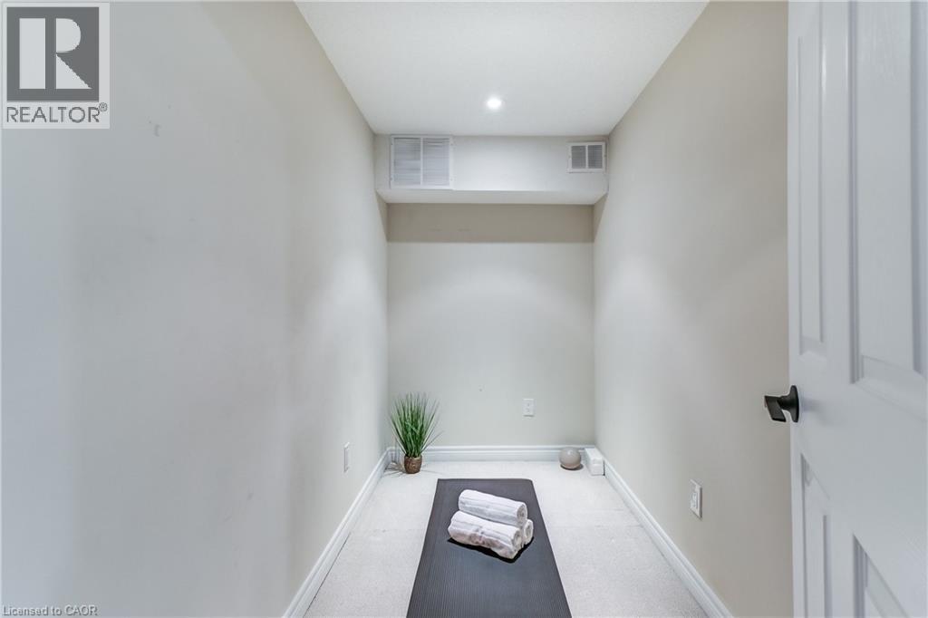 1242 Agram Drive, Oakville, Ontario  L6H 7N9 - Photo 17 - 40776244