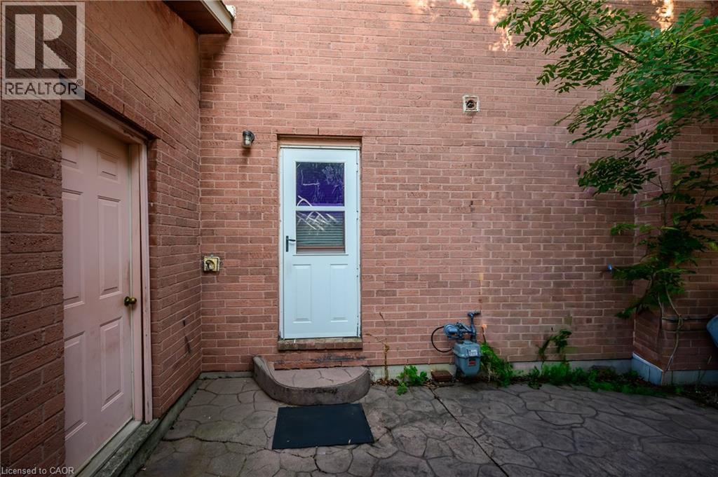 10 Jeanette Avenue, Grimsby, Ontario  L3M 5B4 - Photo 6 - 40775475