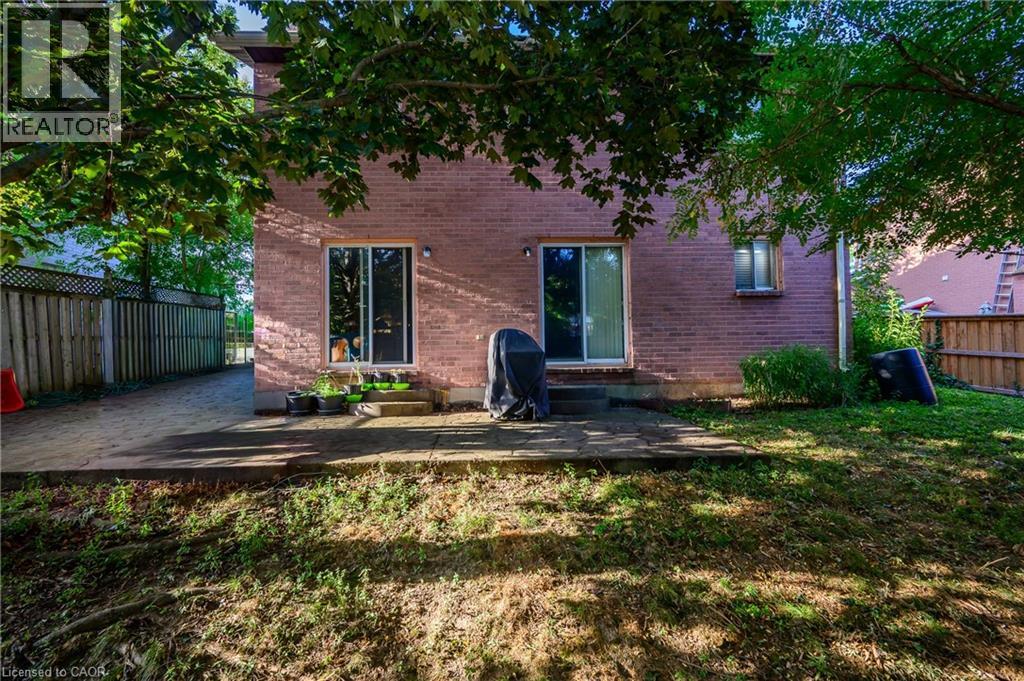 10 Jeanette Avenue, Grimsby, Ontario  L3M 5B4 - Photo 8 - 40775475