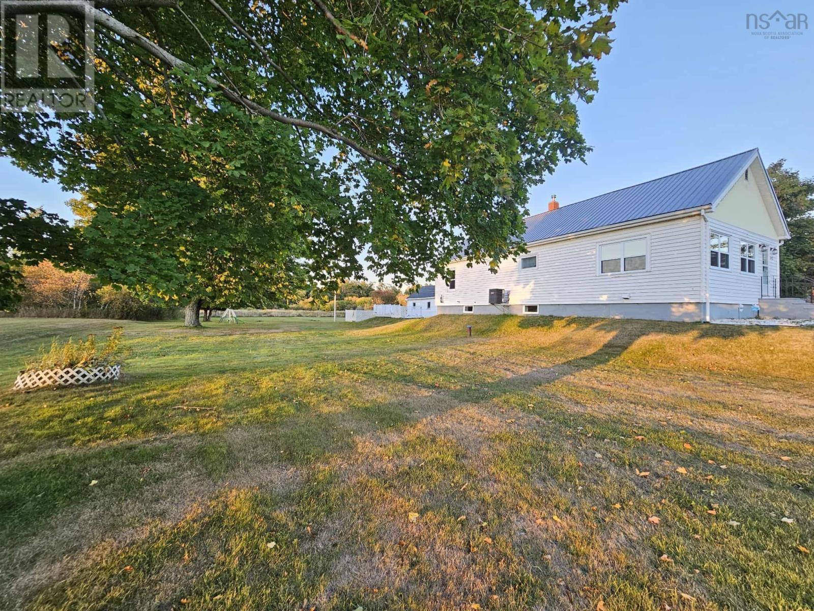 1442 Salmon River Road, Salmon River, Nova Scotia  B6L 4E2 - Photo 18 - 202525052