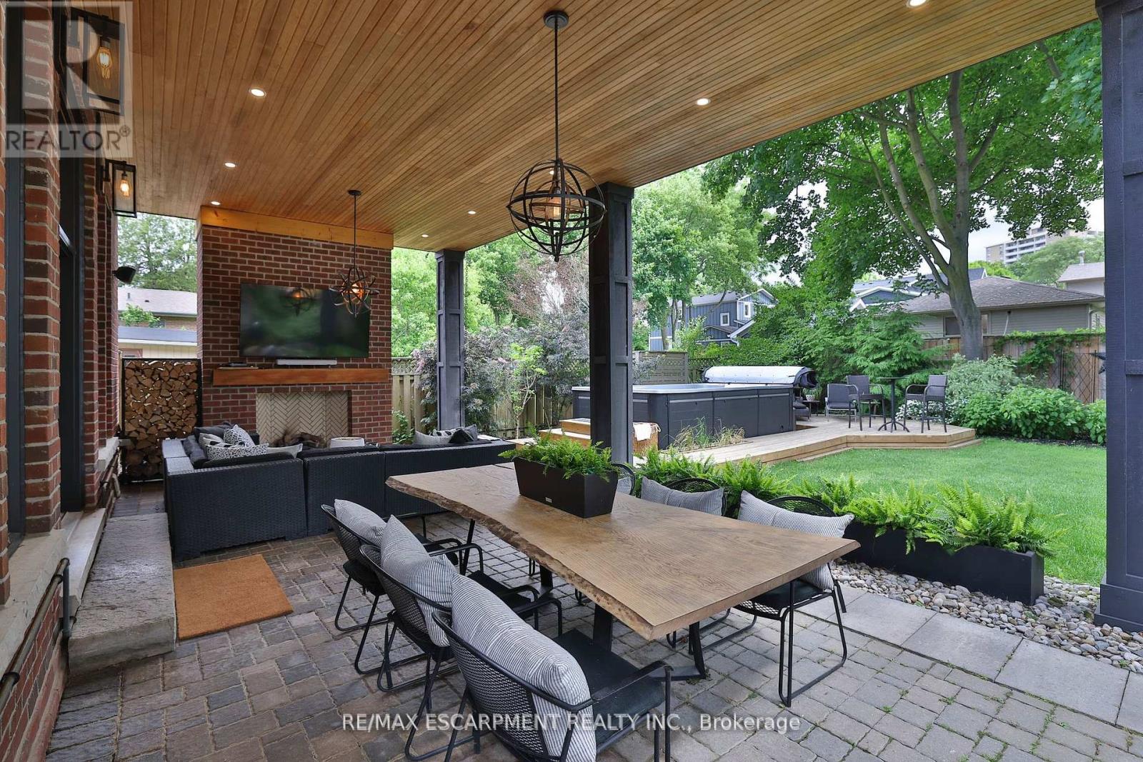 43 Mississauga Road S, Mississauga, Ontario  L5H 2H3 - Photo 39 - W12415093