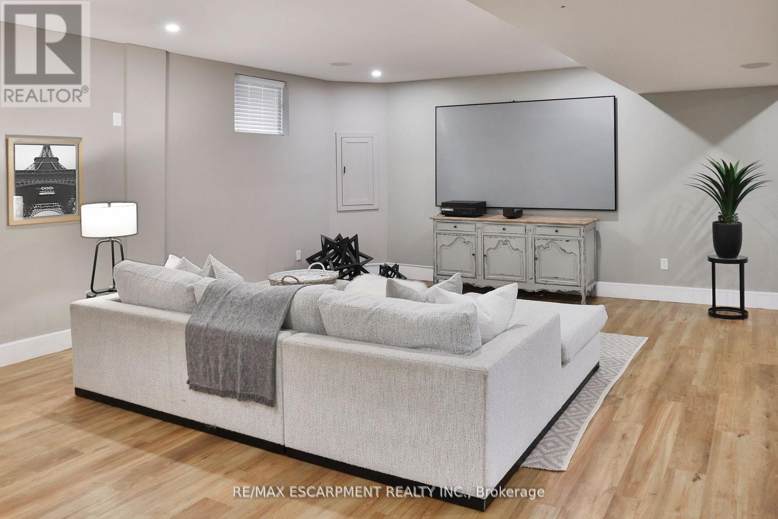 43 Mississauga Road S, Mississauga, Ontario  L5H 2H3 - Photo 34 - W12415093