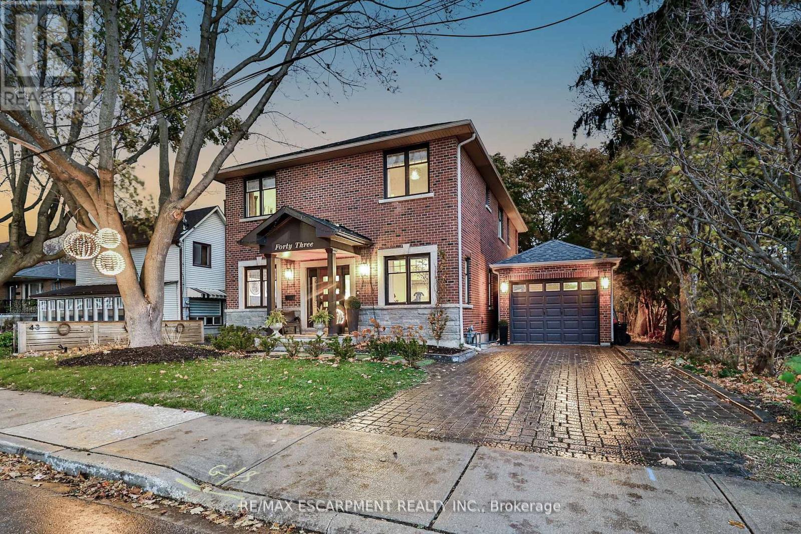 43 Mississauga Road S, Mississauga, Ontario  L5H 2H3 - Photo 46 - W12415093
