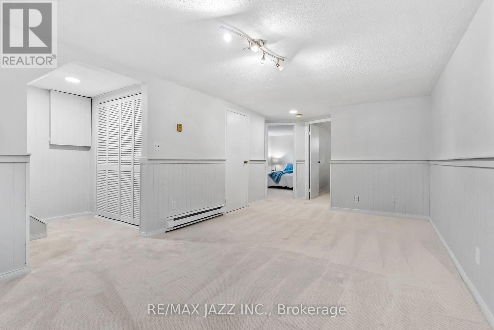 1326 Valley Drive, Oshawa, Ontario  L1J 7J7 - Photo 25 - E12443390