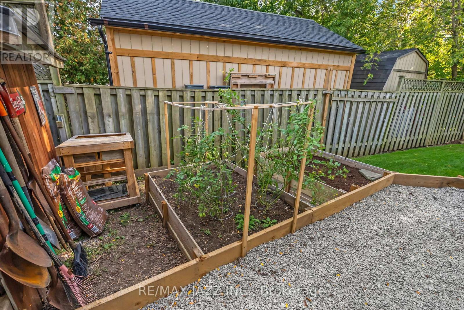 1326 Valley Drive, Oshawa, Ontario  L1J 7J7 - Photo 40 - E12443390